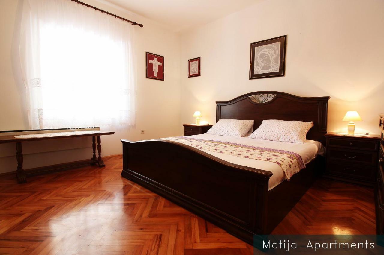 Apartmani Matija Metajna Ngoại thất bức ảnh